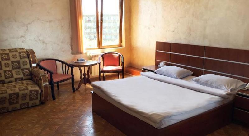 Primer Hotel Erevan Cameră foto